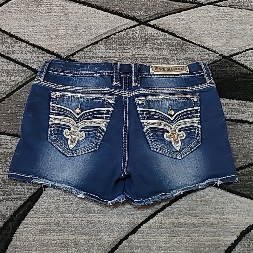 ROCK REVIVAL EILIS RHINESTONES SEQUINS DISTRESSED-HEM EASY-FIT DENIM JEA…